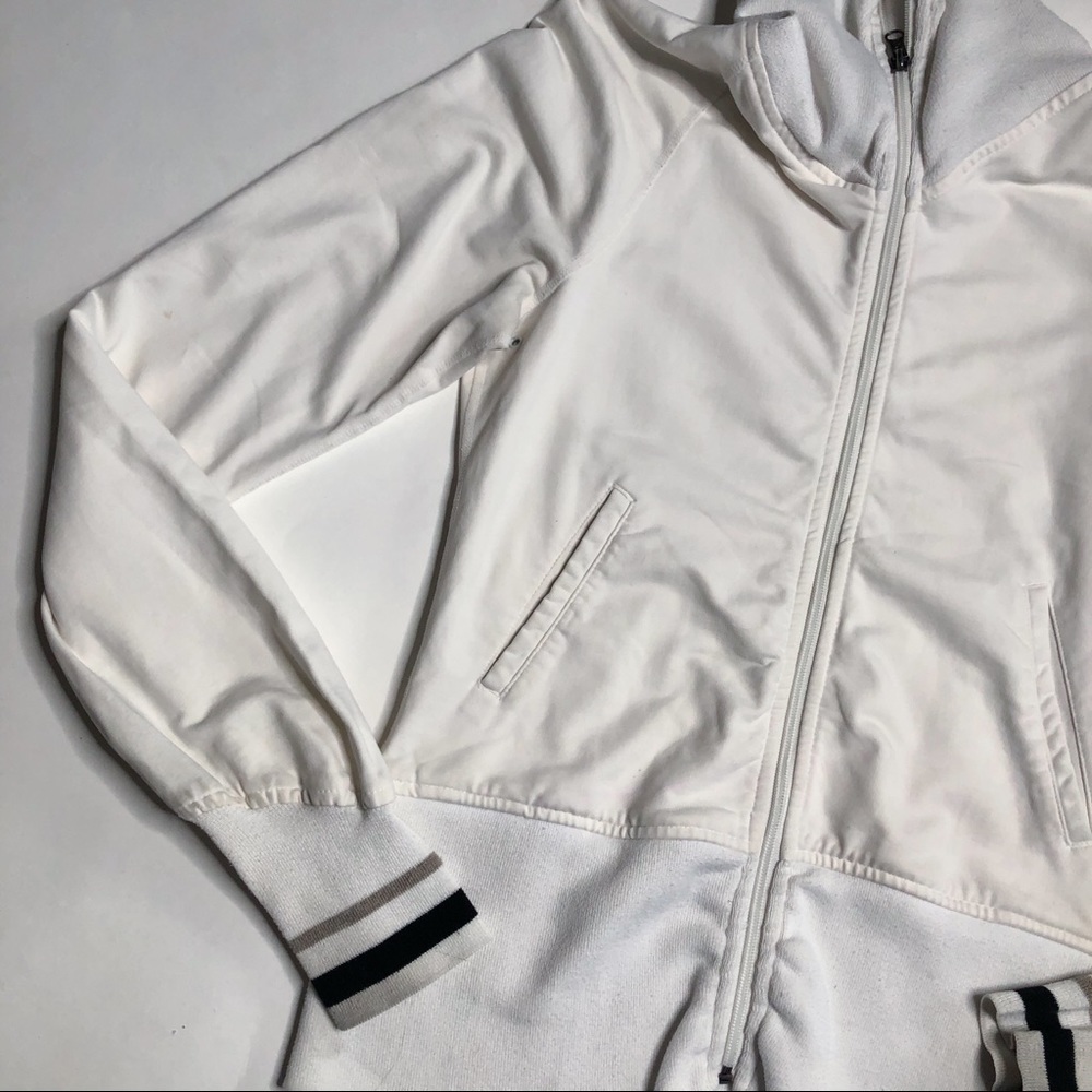 Lululemon Full Zip Terry Cloth Jacket, Size M - Picture 4 of 13